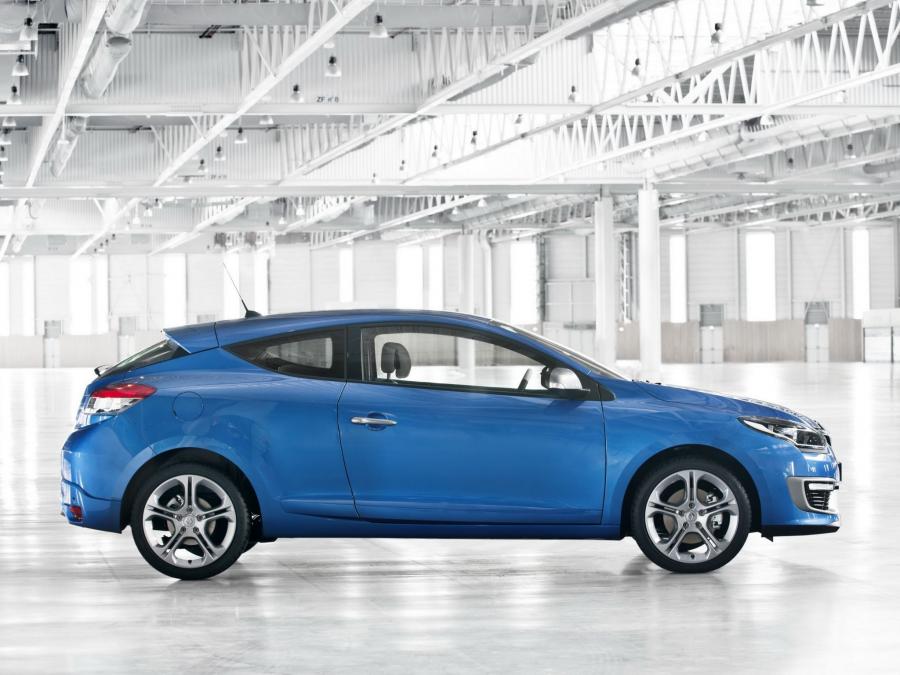  Renault Megane GT Coupe 2014 года  (фото 5 из 10)